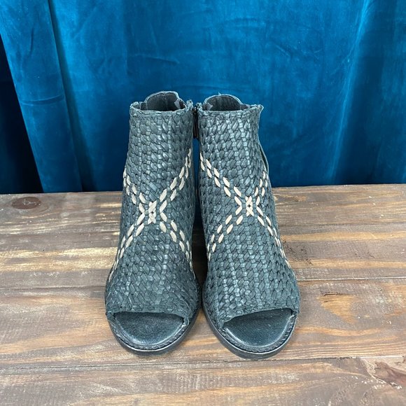 Sam Edelman Cooper Leather Open Toe Sandal Bootie - Picture 4 of 9